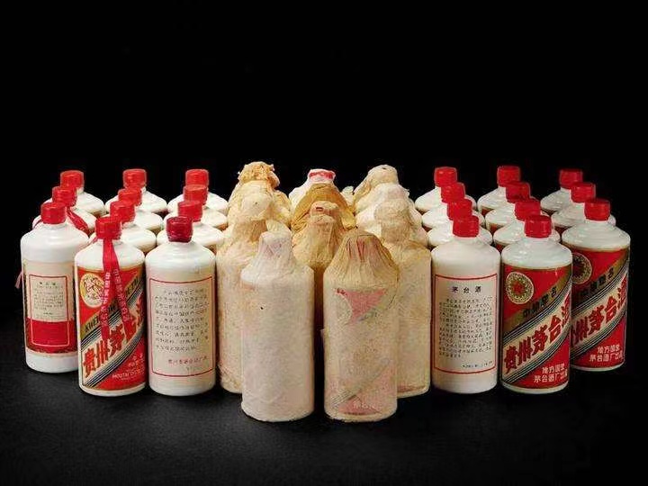 和林格尔日照岚山回收酒价格哪里回收(附近上门回收茅台酒）?